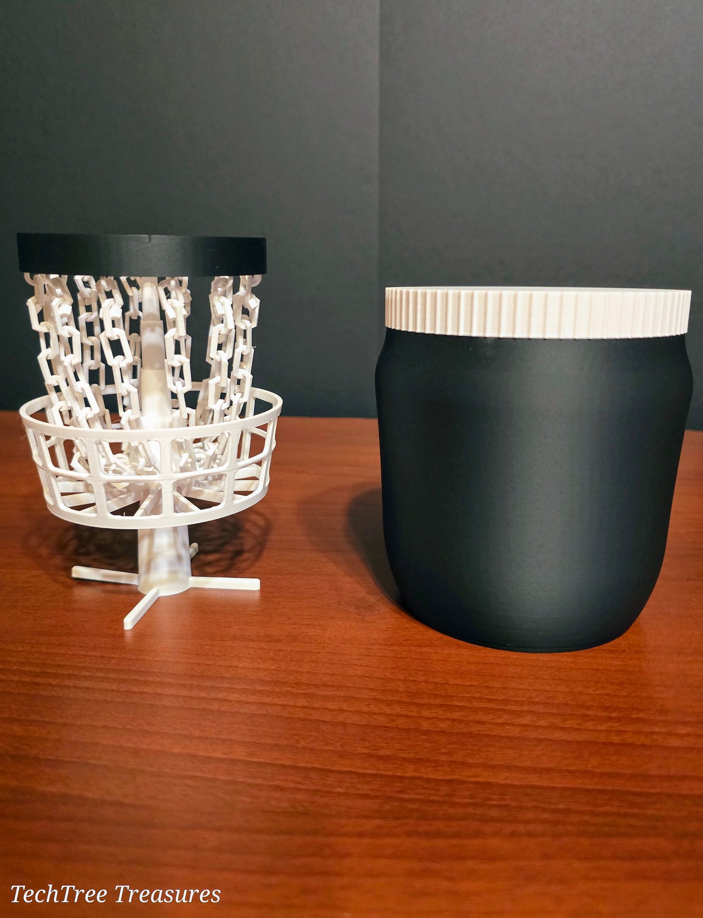 Tabletop|Desktop Disc Golf with Carrying Container