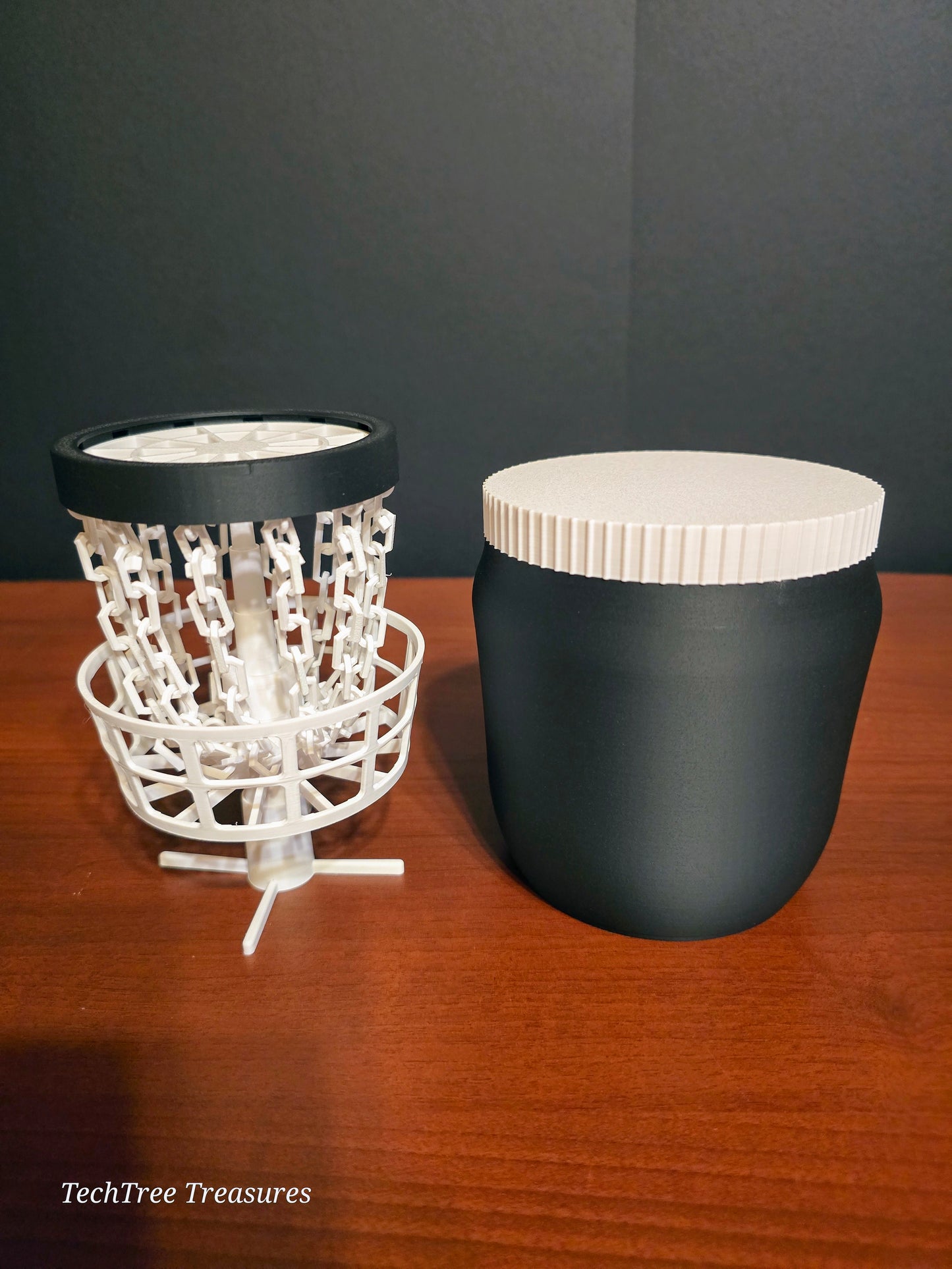 Tabletop|Desktop Disc Golf with Carrying Container