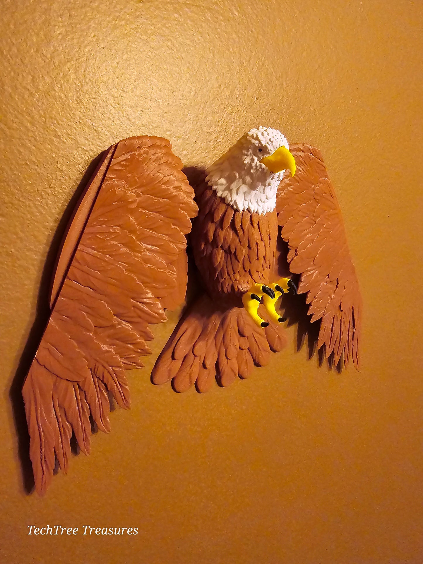 Eagle Wall Hanger for Coat/Hat/Robe/Multi Use with Auto Wing Spread In Use