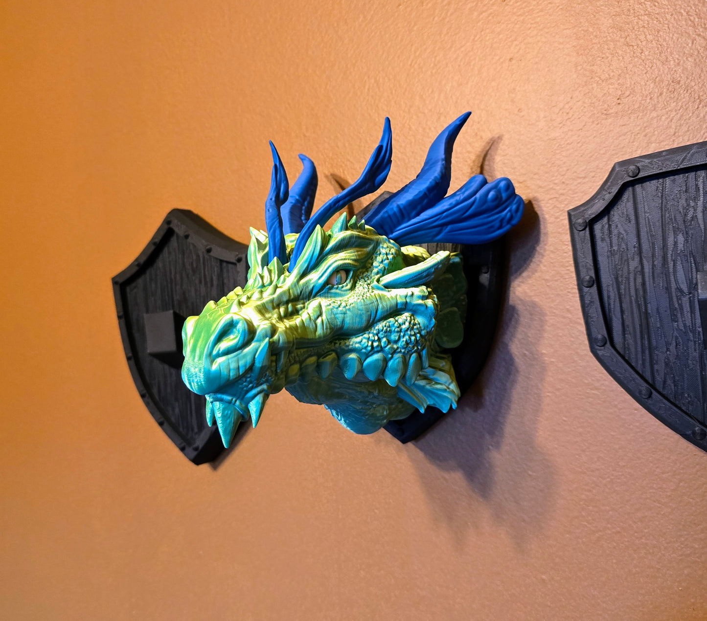 Dragon Head Trophy Wall Mount- Northern Dragon 3D Printed Fantasy Decor - Green and Blue Dual Color Silk PLA With Blue Horns